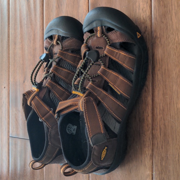 Keen boys sandals - Picture 1 of 7